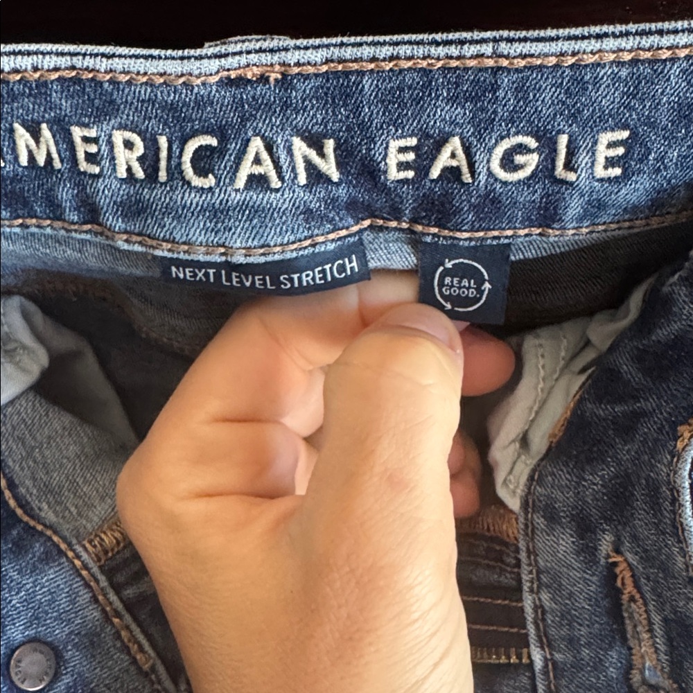 American Eagle Outfitters Women's Size 2 Flare Jeans Casual Next Level Stretch - Picture 3 of 5